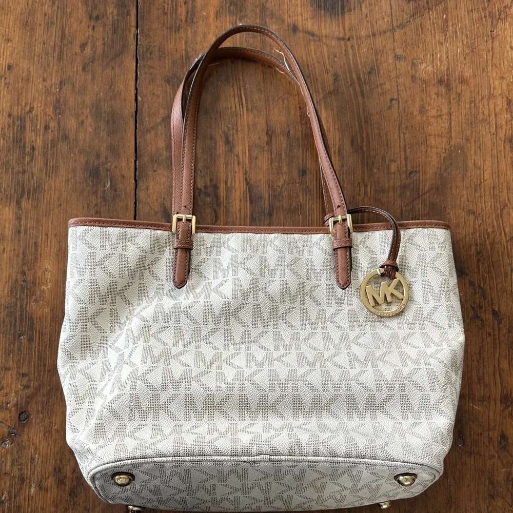 Michael Kors Cream & Brown MK Logo Tote with Gold Charm - Picture 2 of 8